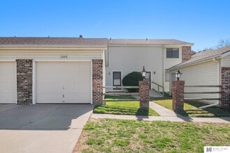 Building Photo - 1009 Willow Ave