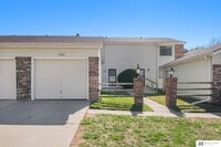 Building Photo - 1009 Willow Ave