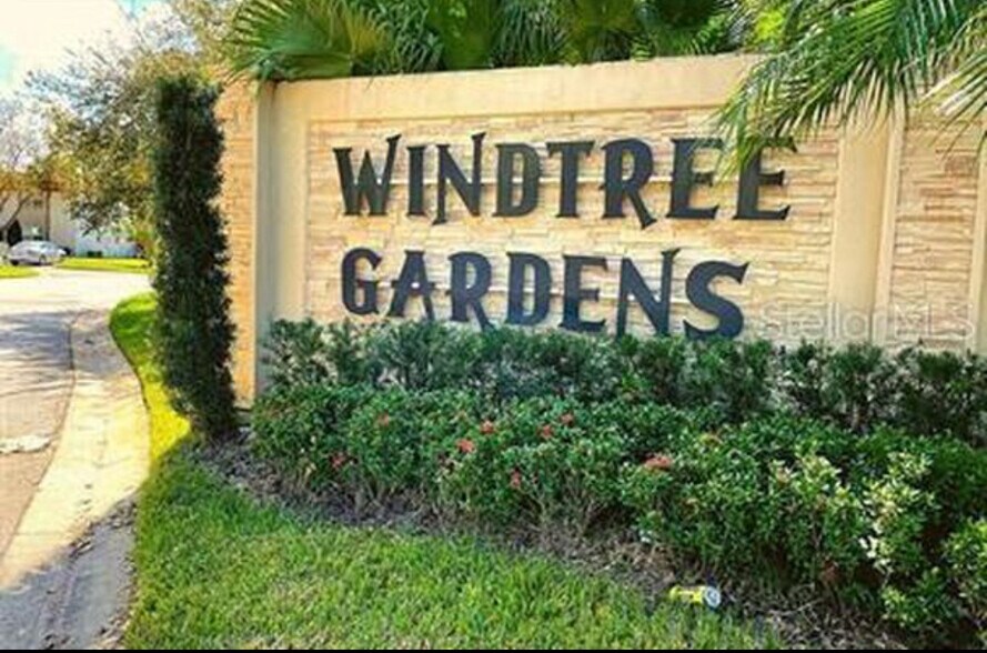 Building Photo - 67 Windtree Ln