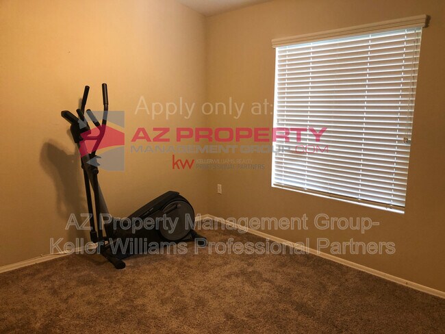 Building Photo - 2150 W Alameda Rd