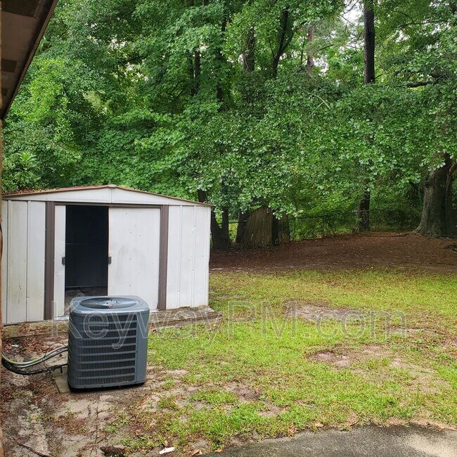 Building Photo - 3567 Kindling Dr