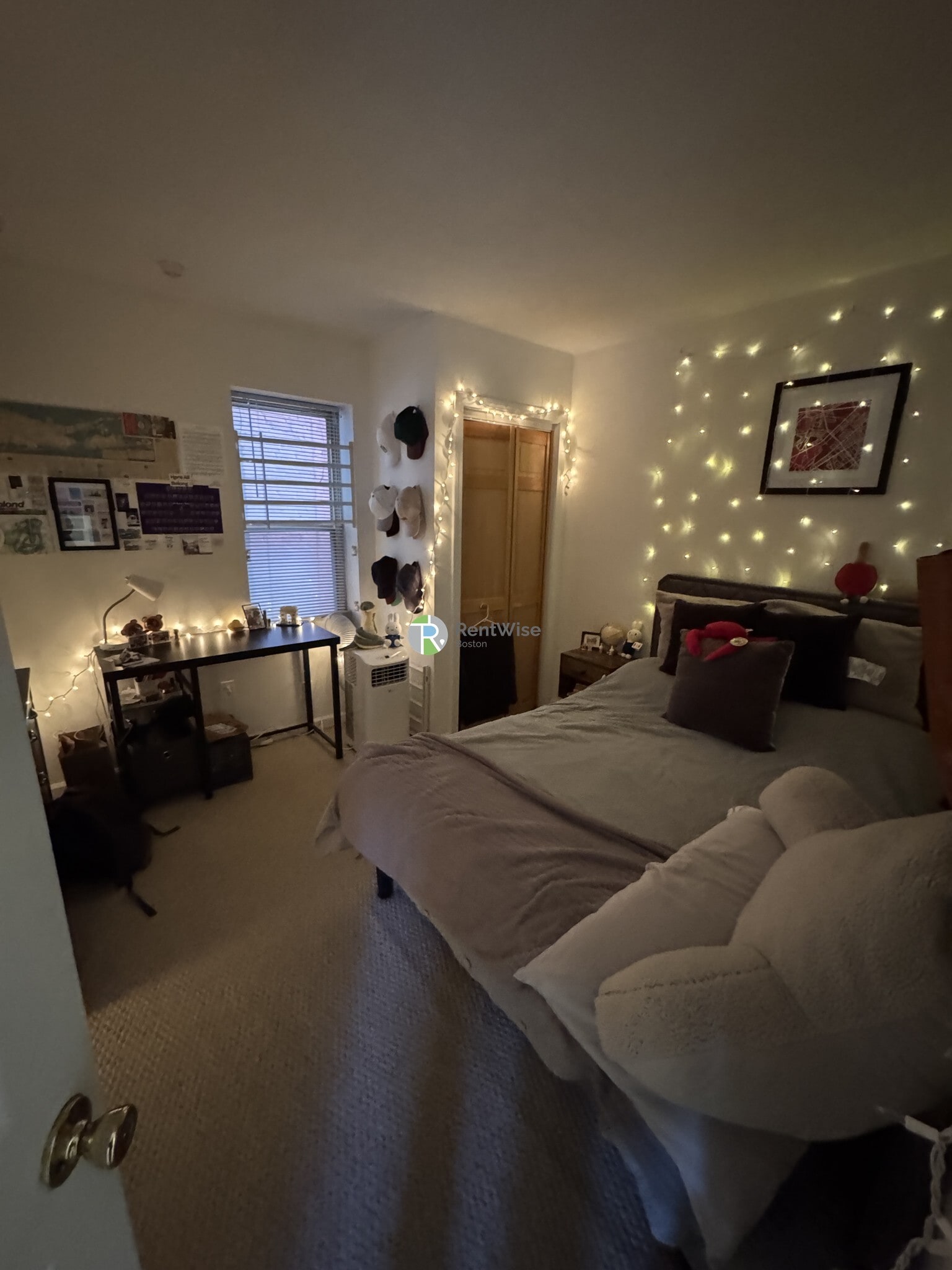 Building Photo - 24 St Cyprians Pl