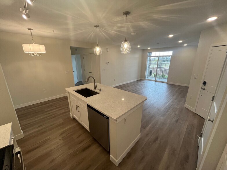 Building Photo - 18645 Stroh Rd