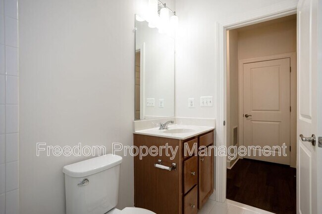 Building Photo - 9882 Hopkins Lp
