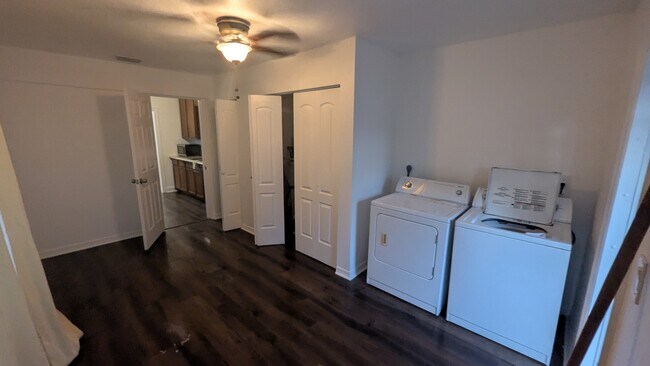 Building Photo - 3544 3rd Ave N