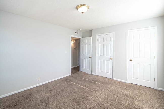 Building Photo - 145 Darlene Dr
