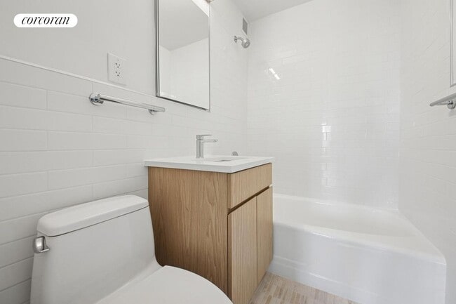 Building Photo - 501 E 87th St