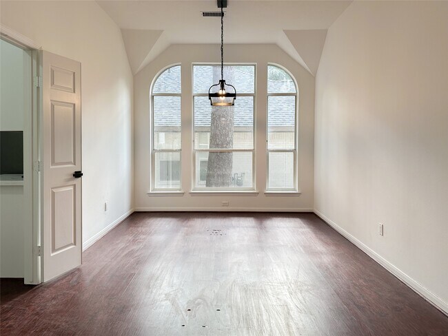 Building Photo - 93 N Acacia Park Cir