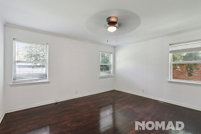 Building Photo - Spacious 4BR House in Duncanville