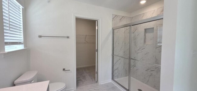 Building Photo - 119 Gamay Dr