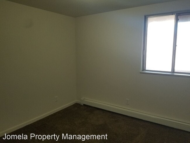 Building Photo - 2920 W Highland Blvd