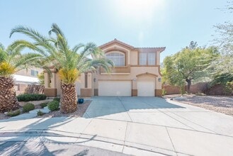 Building Photo - Beautiful 4-bedroom home located in Henderson