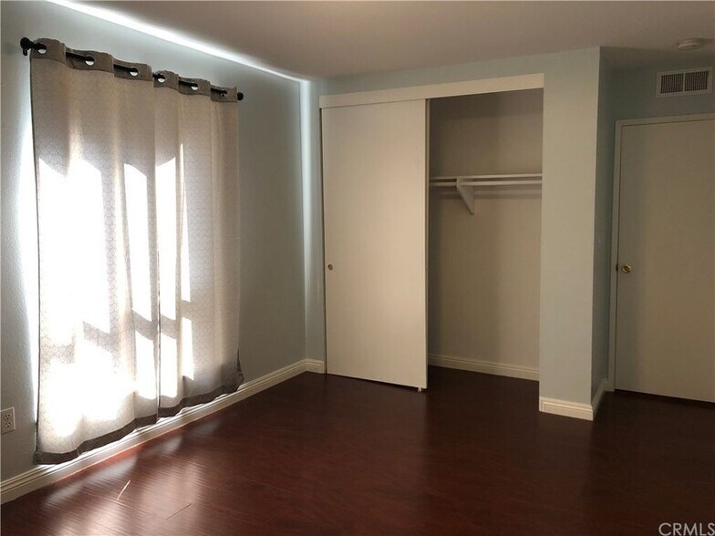 2nd bedroom - 339 S Catalina Ave