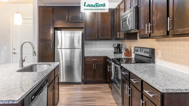 Building Photo - 2825 S Main St