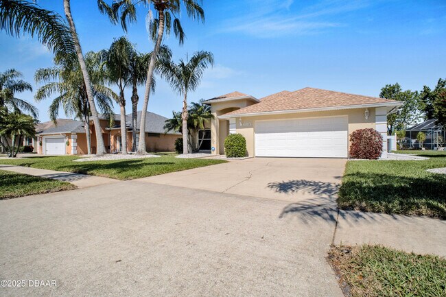 Building Photo - 6115 Sabal Point Cir
