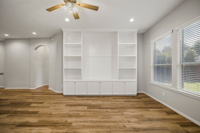 Building Photo - 1234 Walston Ridge Dr