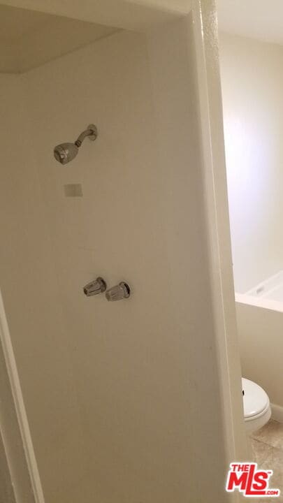 Building Photo - 1414 W 25th St