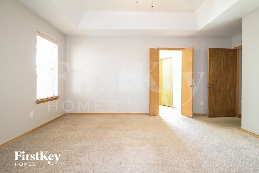Building Photo - 732 Taber Ln