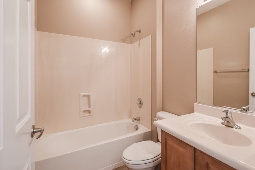 Building Photo - 1713 W Owens Way