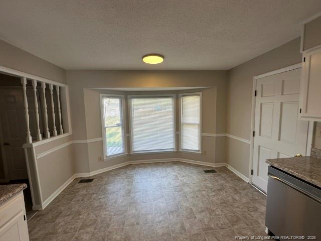 Building Photo - 5901 Watercrest Ct