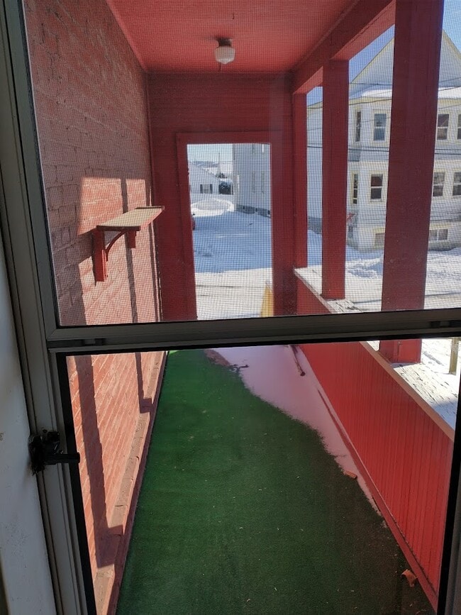 Building Photo - 9 James St