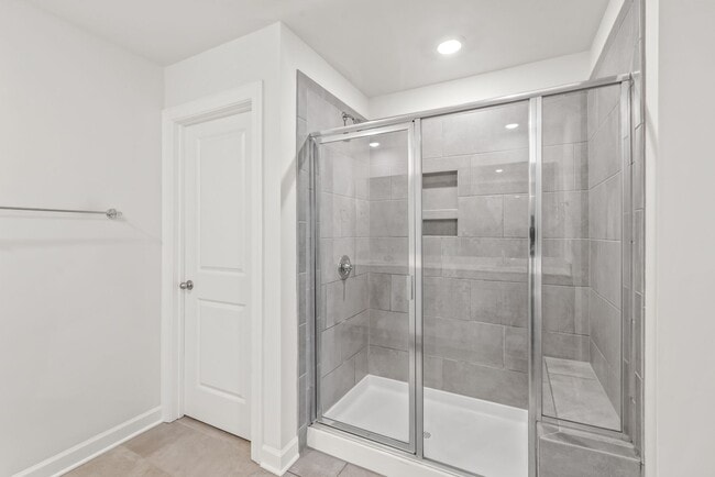 Building Photo - Beautiful 4 bedroom home in Belmont!