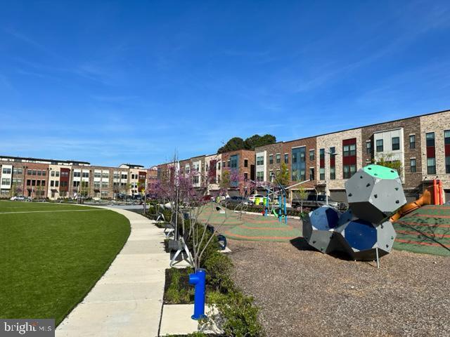 Building Photo - 2715 Evansgreen Dr