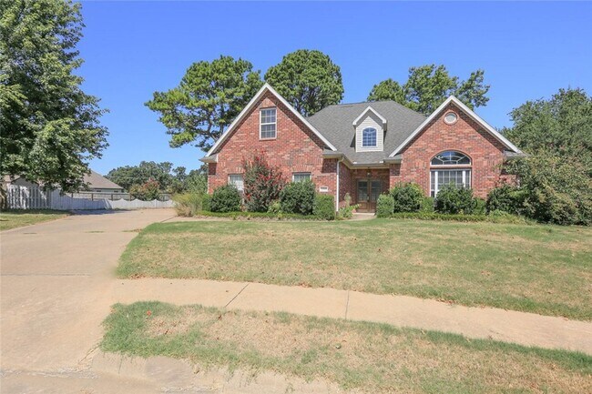 Building Photo - 5300 S 44th Pl