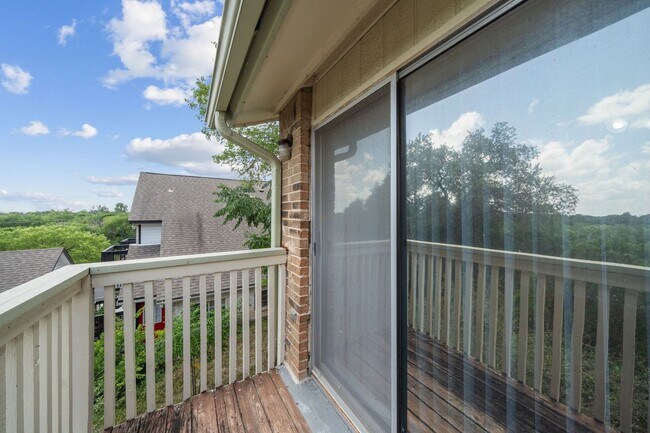 Building Photo - AUS8108 Dunn