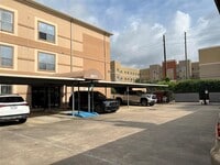 Building Photo - 6611 W Sam Houston Pkwy S