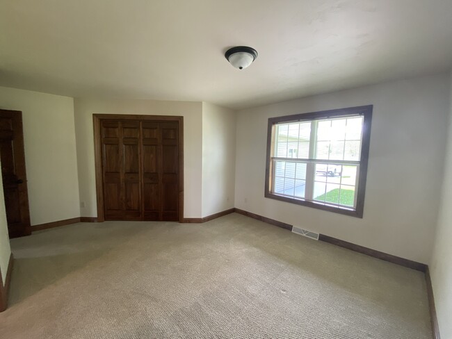 Bedroom 2 - 1728 Lily of the Valley Dr