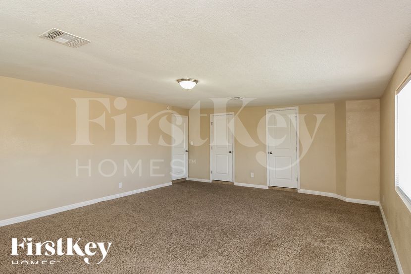 Building Photo - 5119 Margo Dr