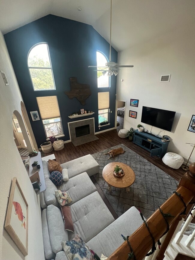 Building Photo - 1215 Terrace Ct