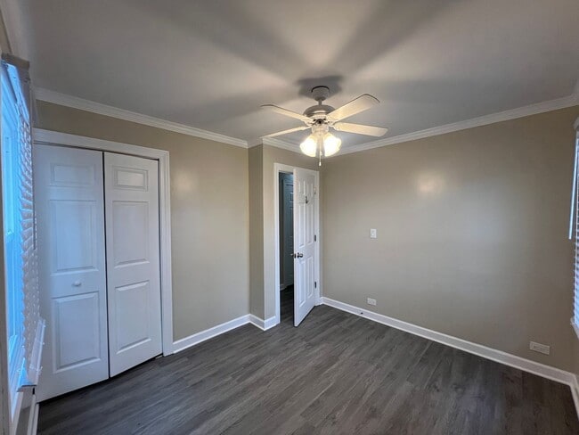 Building Photo - 206 Raupp Blvd