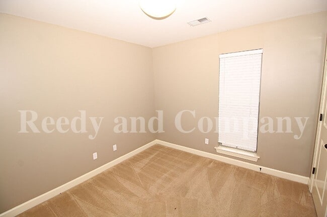 Building Photo - 8911 Rasco Hills Cove