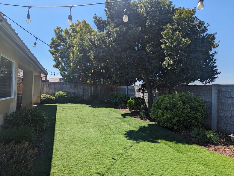 Building Photo - 156 Asilomar Dr