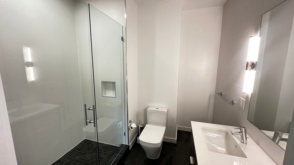 Bathroom on Main bathroom - 97 Elmwood St