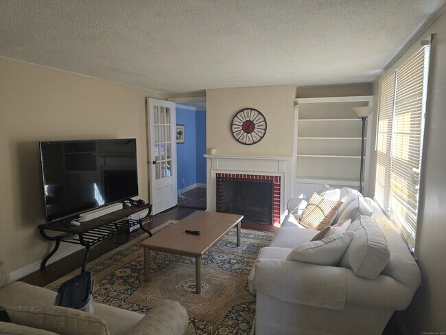 Building Photo - 47 Skitchewaug St