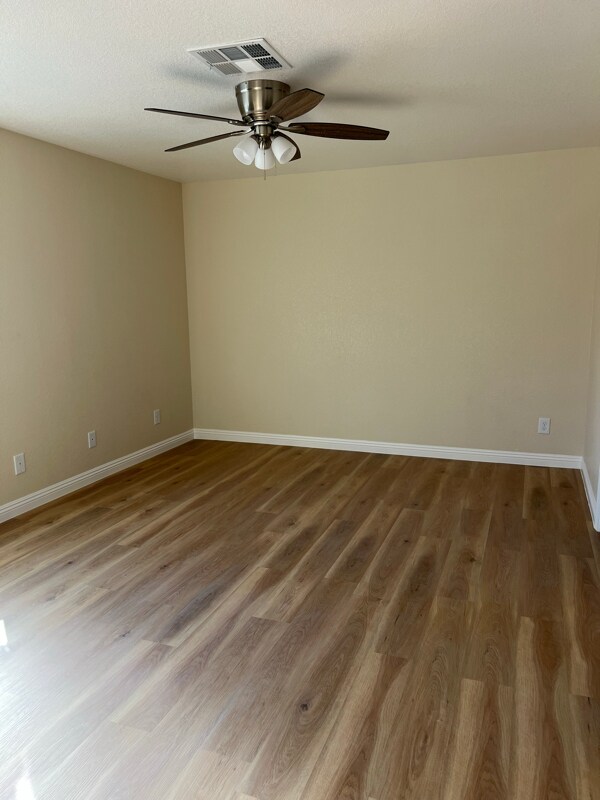 Building Photo - 6936 Kepler Dr