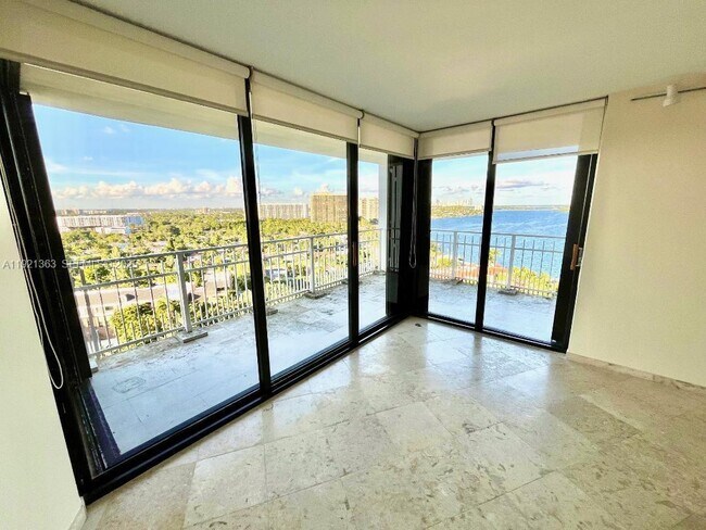 Building Photo - 4000 Towerside Terrace