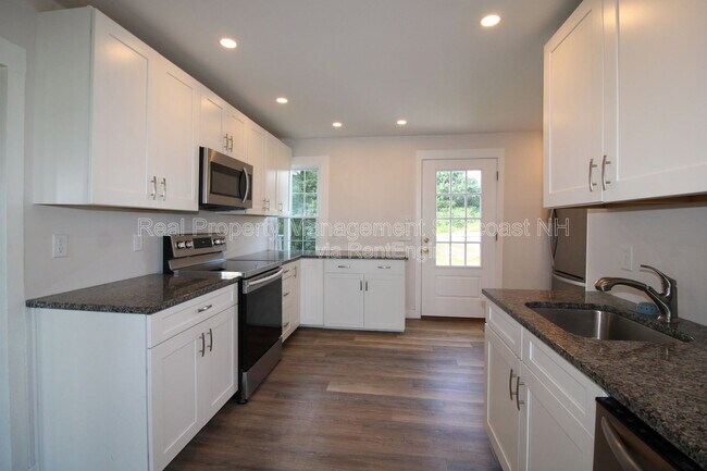 Building Photo - 11 Washington Rd