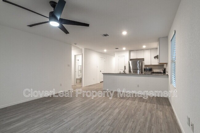 Building Photo - 5507 Basil Chase