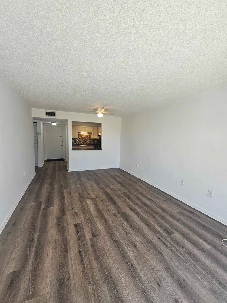 Building Photo - 1860 Massachusetts Ave NE