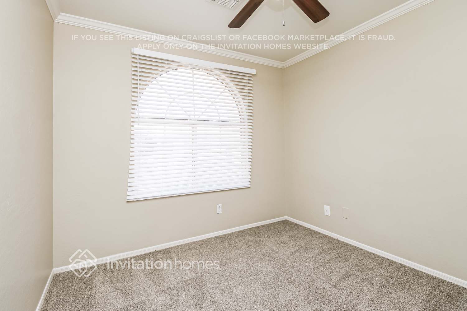 Building Photo - 3719 E Inverness Ave