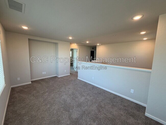 Building Photo - 3335 Las Rosas Ave