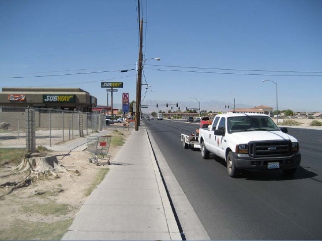 Surrounding Area - Las Vegas Mobile Park