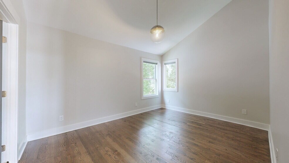 Building Photo - 2701 Eden St