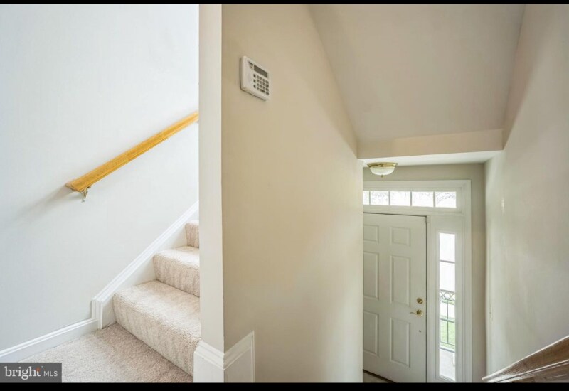 Building Photo - 15504 John Diskin Cir