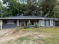 Building Photo - 514 Eason Pl