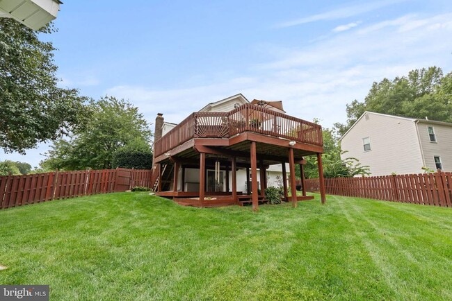 Building Photo - 5590 Neddleton Ave